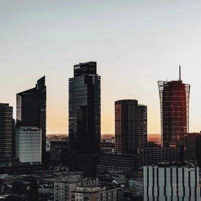 Praca dla lektora angielskiego: czy Warszawa to dobre miejsce na rozwój kariery?