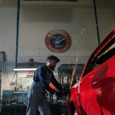 Rdza: cichy zabójca samochodu. Jak wygląda profesjonalna naprawa i zabezpieczenie antykorozyjne?